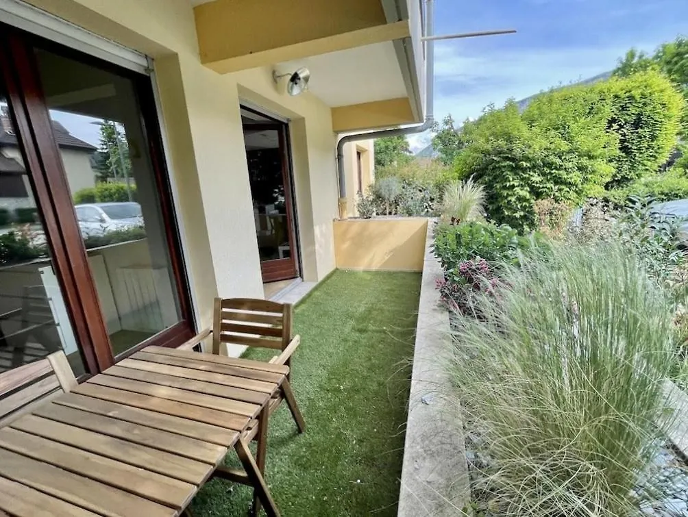 Apartamento Saint Jorioz, Cozy Appartement Tout Pres Du Lac Francia